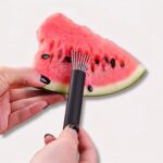 værktøj til at fjerne vandmelonskerner til udtagning af kerner og skæring af vandmelon - Rejse product image