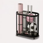 opbevaringsstativ til sportsudstyr med hjul i sort eller hvid, kompakt design og nem adgang - Rejse product image