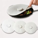 silikonelåg med sugefunktion i hvid, 3 stk med varmebestandigt design til skåle og pander - Rejse product image