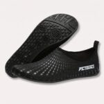 hurtigtørrende vandsko med skridsikker gummisål - rød, sort, hvid, grøn, grå og pink i slip-on design - Rejse product image
