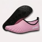 hurtigtørrende vandsko med skridsikker gummisål - rød, sort, hvid, grøn, grå og pink i slip-on design - Rejse product image