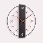moderne vægur med lydløst design og minimalistisk, uregelmæssigt udtryk til hjemmet