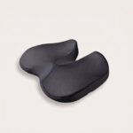 siddepude med trykaflastende form og ergonomisk støtte til bedre siddekomfort