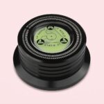 støddæmper til vinylpladespiller i sort og sølvfarvet - reducerer vibrationer og stabiliserer pladen - Billede 2